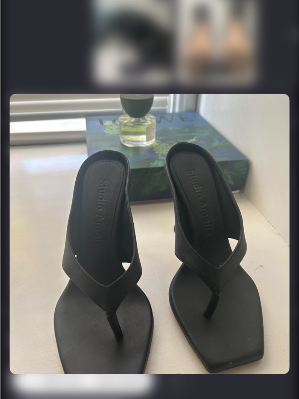 STUDIO AMELIA Black Square-Toe Thong Heels